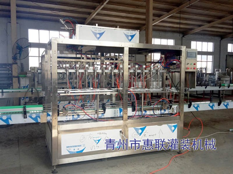 玻璃水灌装机 玻璃水灌装机