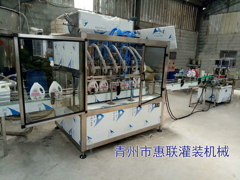 玻璃水灌装机 玻璃水灌装机