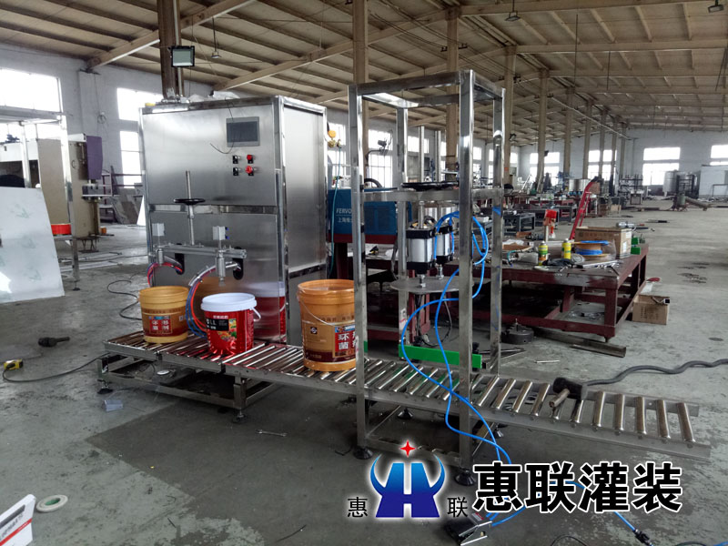 称重式车用尿素灌装机 称重式车用尿素灌装机