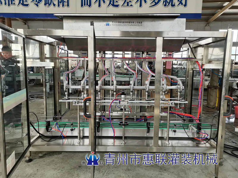 柴油车尾气处理液自动灌装机 柴油车尾气处理液自动灌装机