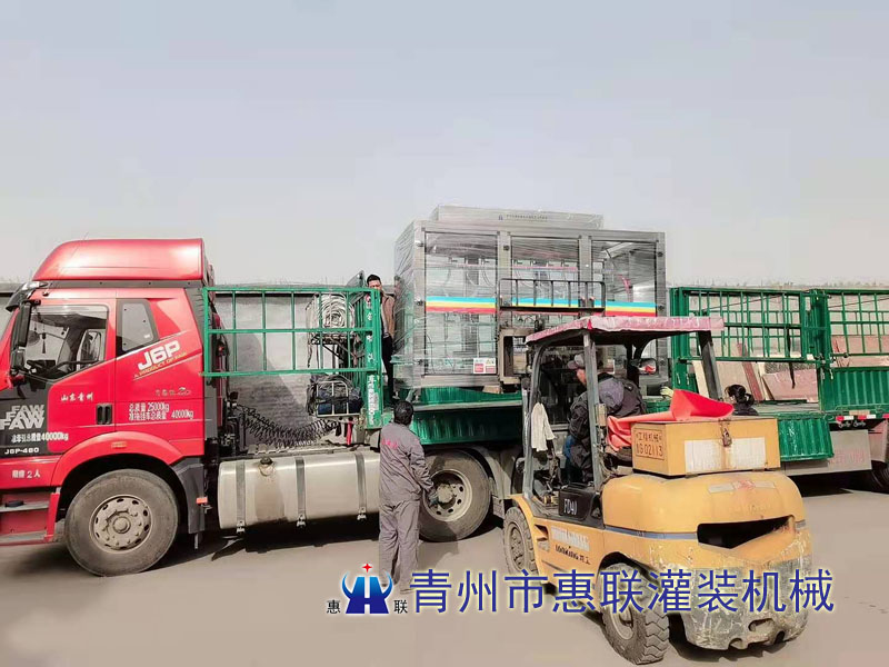 柴油车尾气处理液自动灌装机 柴油车尾气处理液自动灌装机