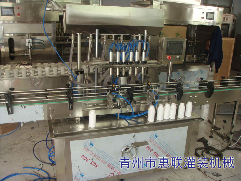 全自动液体肥料灌装机 全自动液体肥料灌装机