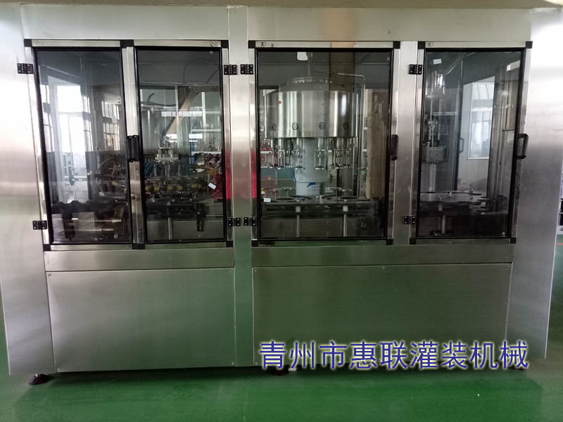 白酒小型三合一灌装机 白酒小型三合一灌装机